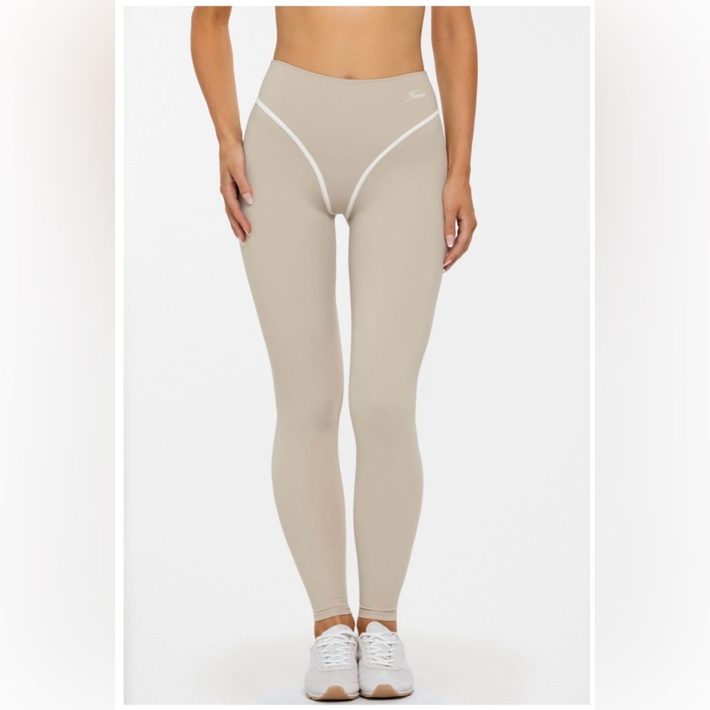 NWT NAMA Body Butter Contour Leggings